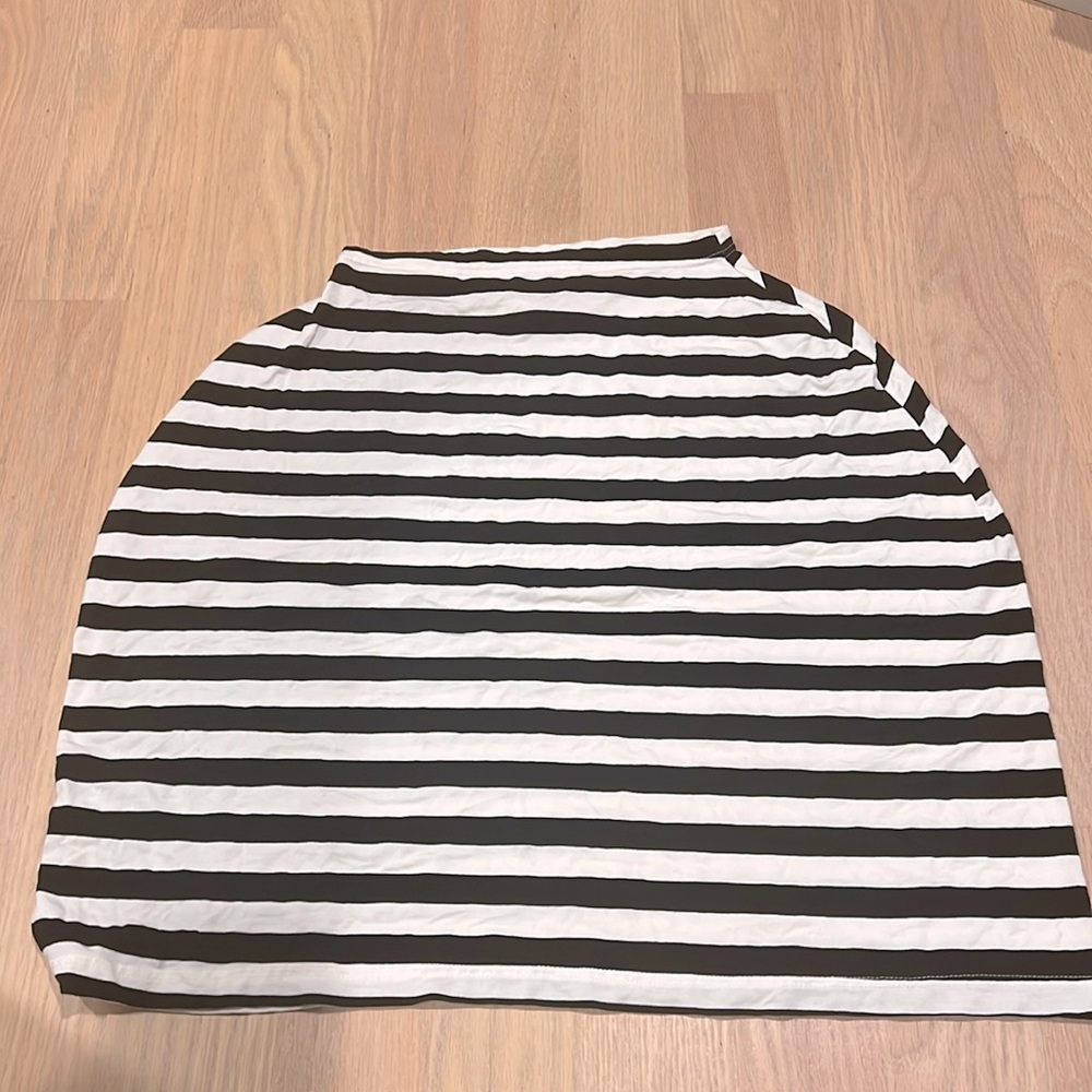 Itzy ritzy nursing cover